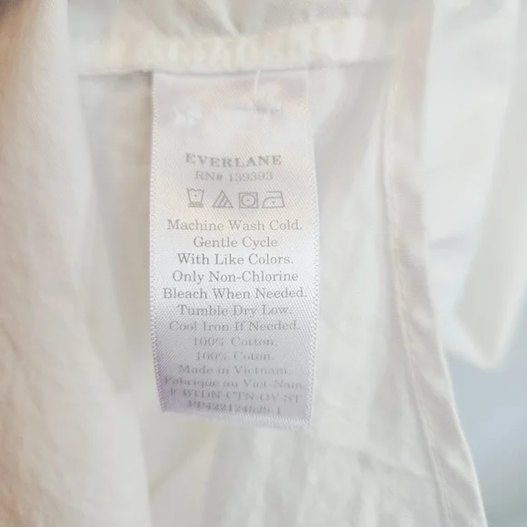 Everlane Must Have Shirt in Silky Cotton size 10 - Picture 13 of 13